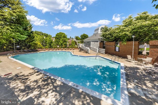 7595 CHRISLAND CV, Falls Church, VA 22042