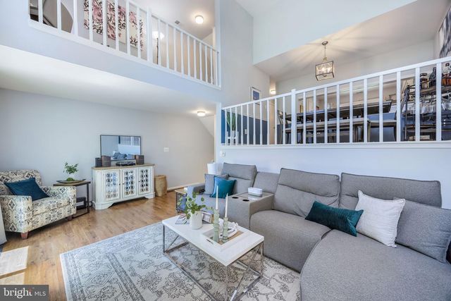 7595 CHRISLAND CV, Falls Church, VA 22042