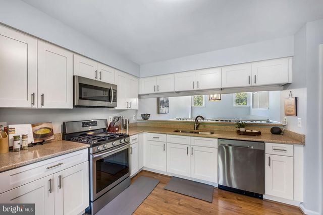 7595 CHRISLAND CV, Falls Church, VA 22042