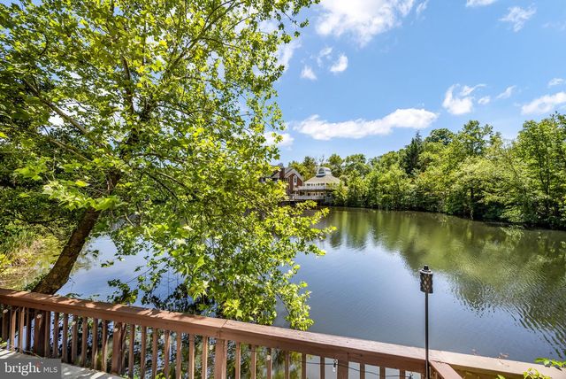 7595 CHRISLAND CV, Falls Church, VA 22042