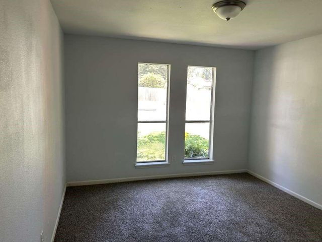 3030 Winding Way, Huntsville, TX 77340