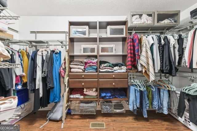 3415 S View Trail, Gainesville, GA 30506