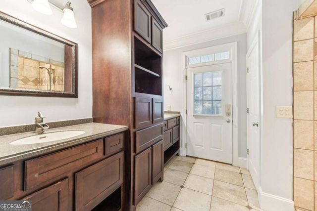 3415 S View Trail, Gainesville, GA 30506