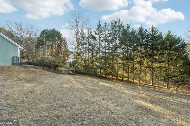 3415 S View Trail, Gainesville, GA 30506