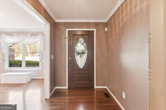 3415 S View Trail, Gainesville, GA 30506