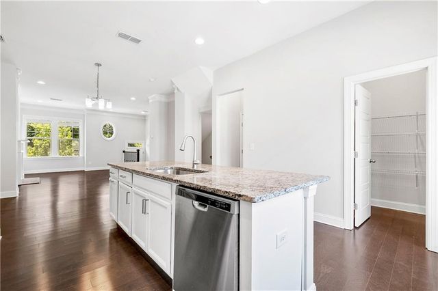 1815 Hislop Lane 8, Atlanta, GA 30345