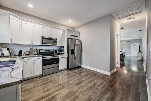 2334 W SPRUCE STREET, Tampa, FL 33607