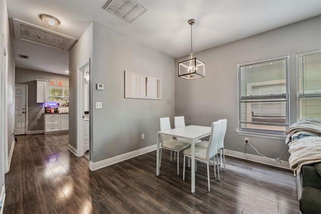 2334 W SPRUCE STREET, Tampa, FL 33607