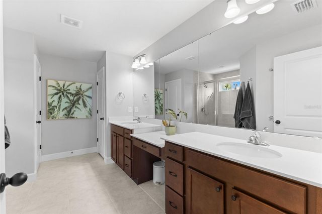 8523 RAIN LILY CROSSING, Parrish, FL 34219