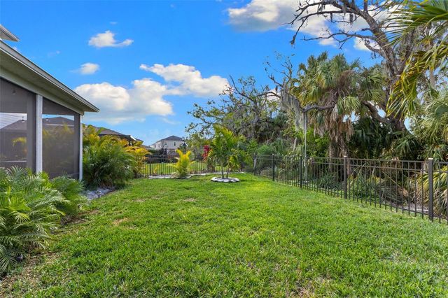 8523 RAIN LILY CROSSING, Parrish, FL 34219