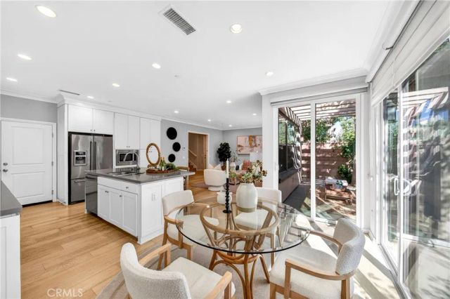 245 Rodeo, Irvine, CA 92602