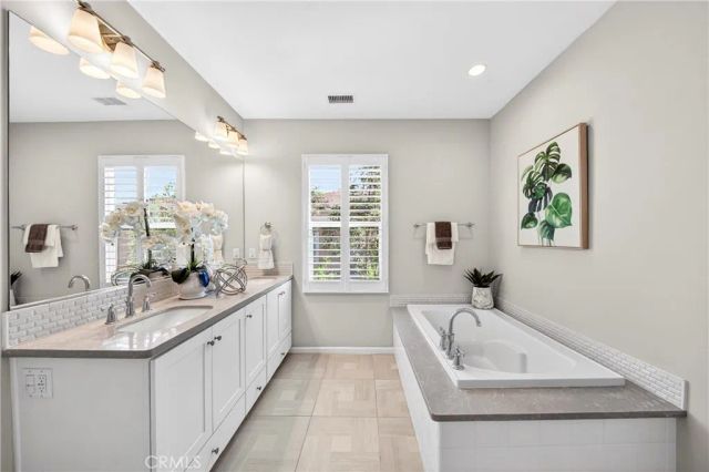 245 Rodeo, Irvine, CA 92602