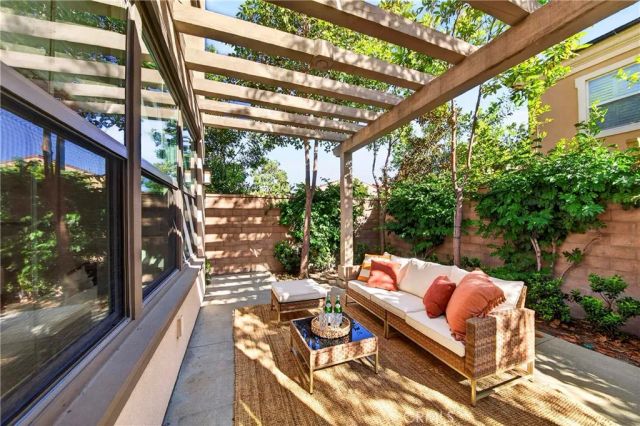 245 Rodeo, Irvine, CA 92602