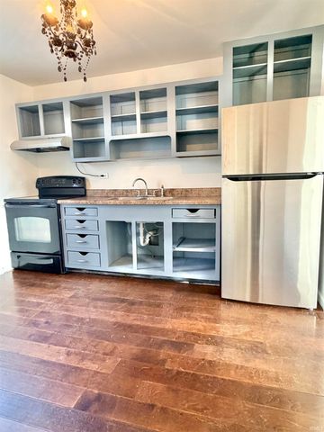 222 E 29th Street, Muncie, IN 47302