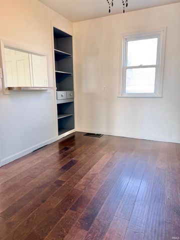 222 E 29th Street, Muncie, IN 47302