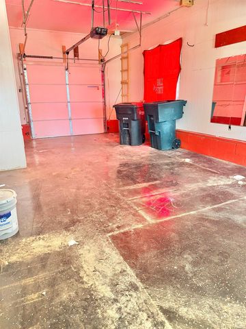 222 E 29th Street, Muncie, IN 47302