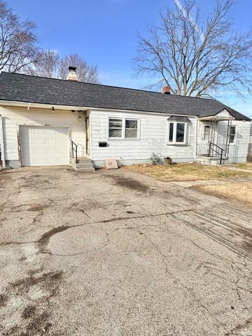 222 E 29th Street, Muncie, IN 47302