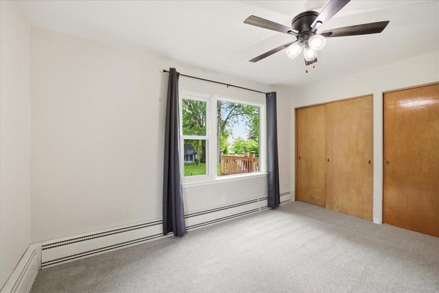 187 W Oak Grove STREET, Juneau, WI 53039