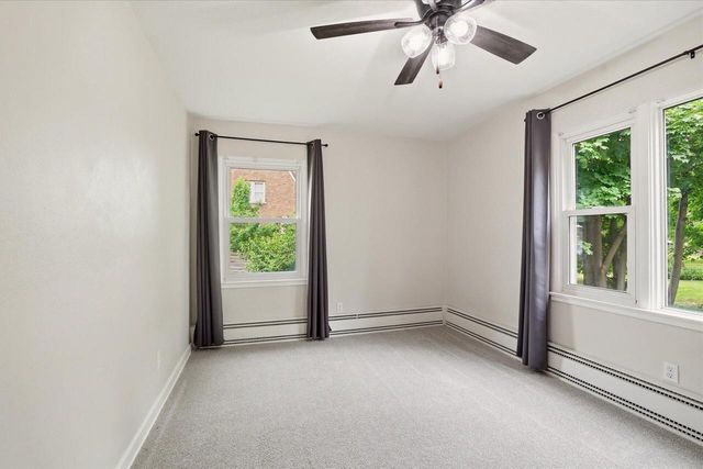 187 W Oak Grove STREET, Juneau, WI 53039