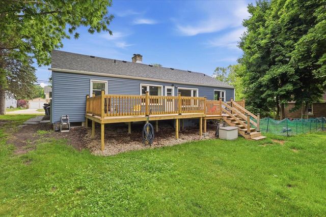 187 W Oak Grove STREET, Juneau, WI 53039