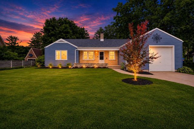 187 W Oak Grove STREET, Juneau, WI 53039