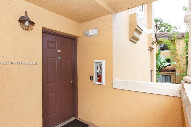 771 N Pine Island Road 214, Plantation, FL 33324