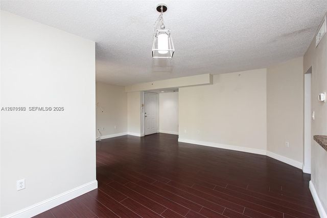 771 N Pine Island Road 214, Plantation, FL 33324