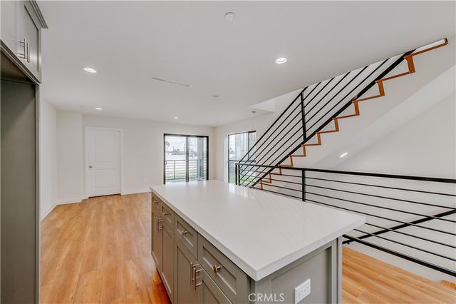 11508 Emelita Street 11510, North Hollywood, CA 91601