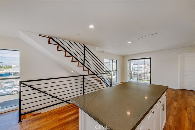 11508 Emelita Street 11510, North Hollywood, CA 91601