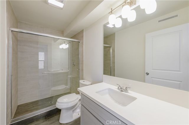 11508 Emelita Street 11510, North Hollywood, CA 91601