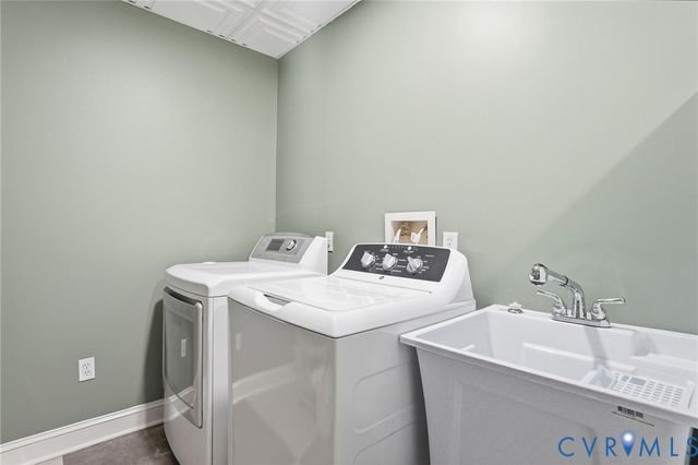 312 Eglantine Cir, Henrico, VA 23238