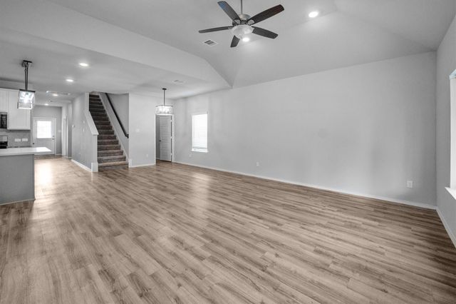 438 Camas Creek Lane, Magnolia, TX 77354