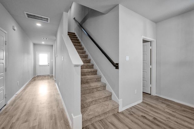 438 Camas Creek Lane, Magnolia, TX 77354