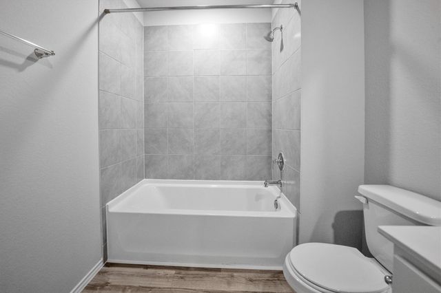 438 Camas Creek Lane, Magnolia, TX 77354