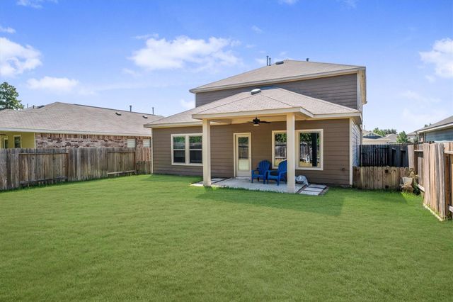 438 Camas Creek Lane, Magnolia, TX 77354