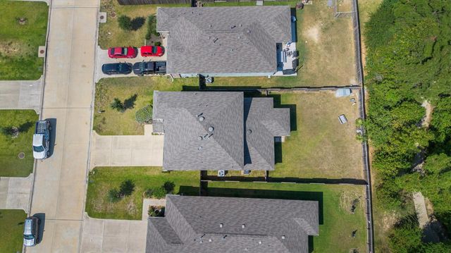 438 Camas Creek Lane, Magnolia, TX 77354