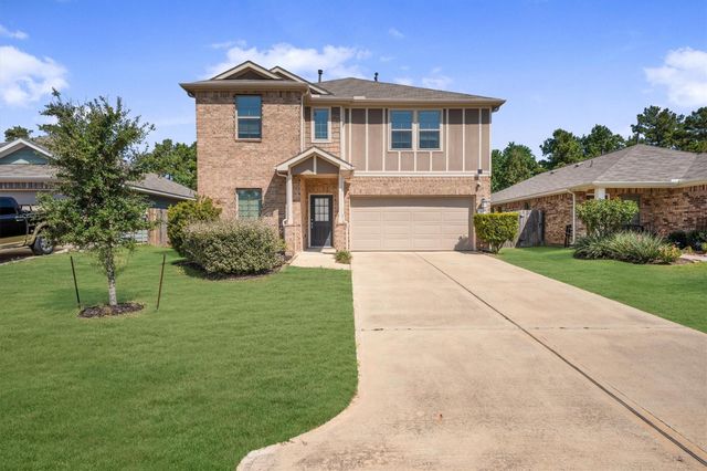 438 Camas Creek Lane, Magnolia, TX 77354