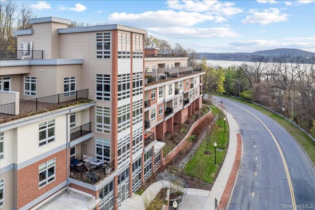 30 Beekman Street 207, Beacon, NY 12508