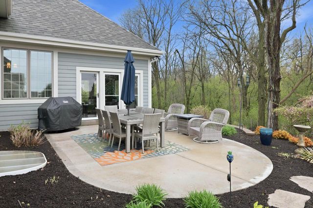 236 Four Winds COURT, Hartland, WI 53029