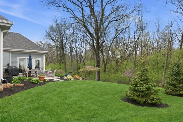 236 Four Winds COURT, Hartland, WI 53029