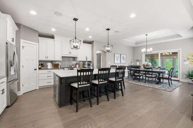 236 Four Winds COURT, Hartland, WI 53029