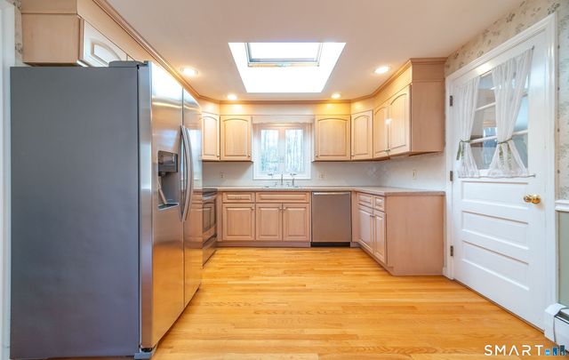 200 Howard Drive, Hamden, CT 06514