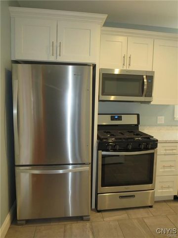 1725 James Street 1, Syracuse, NY 13206