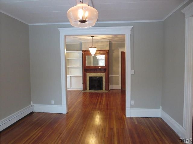 1725 James Street 1, Syracuse, NY 13206