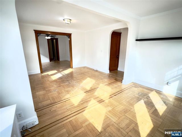 575 Saint Pauls Avenue 1, Cliffside Park, NJ 07010