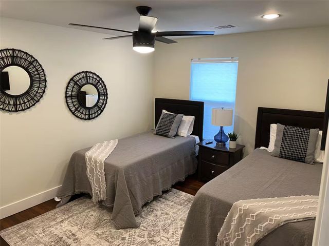 1406 Brentwood ST 1, Austin, TX 78757