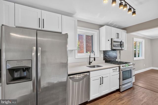 911 NEWHALL ST, Silver Spring, MD 20901