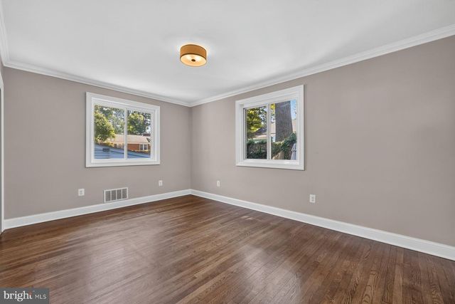911 NEWHALL ST, Silver Spring, MD 20901