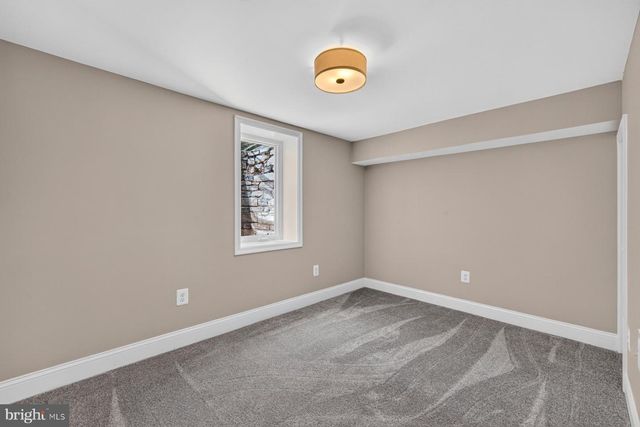 911 NEWHALL ST, Silver Spring, MD 20901