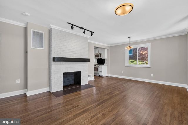 911 NEWHALL ST, Silver Spring, MD 20901